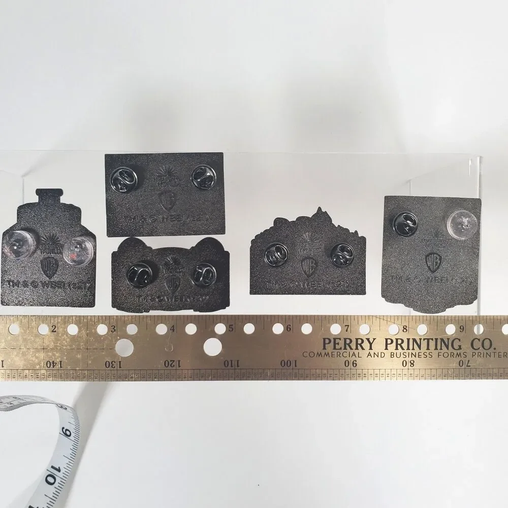 Harry Potter Enamel 5 Pin Set Magical Places Loot Crate 2021 Hogwarts Hogsmeade - Picture 8 of 12